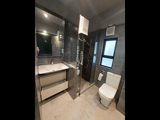 Poho - 242-244, Hollywood Road 05