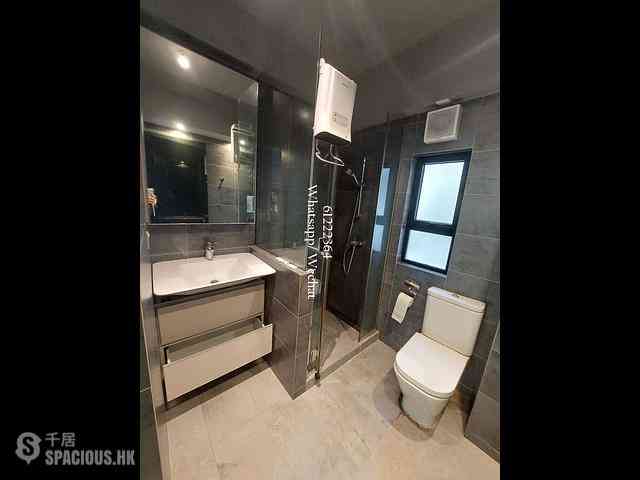 Poho - 242-244, Hollywood Road 05