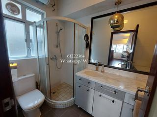 Poho - 152-154, Hollywood Road 05