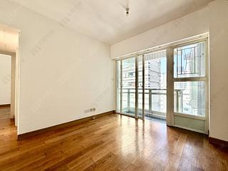 Soho - Centrestage 03