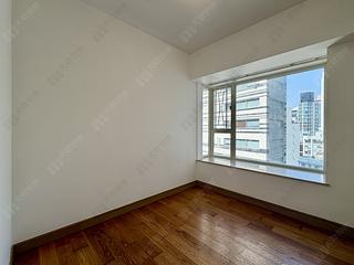 Soho - Centrestage 18