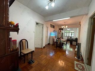 Sai Ying Pun - Hing Wah House 02