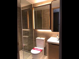 Hung Hom - Upper East Tower 1A 06