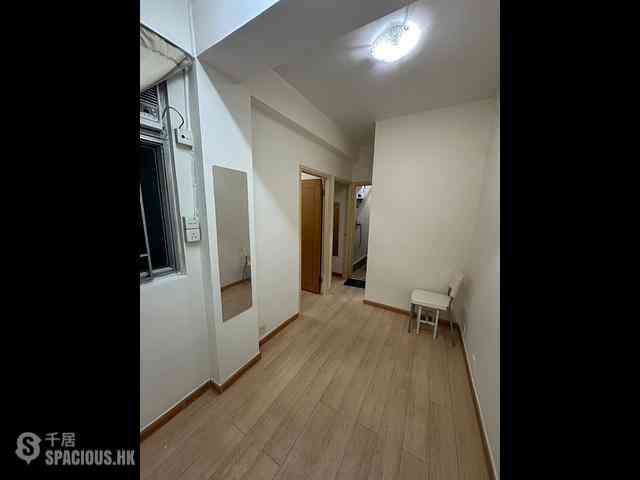 Mong Kok - Winfield Building 01