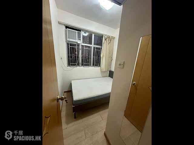 Mong Kok - Winfield Building 04