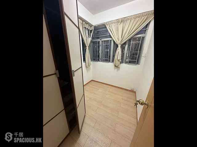 Mong Kok - Winfield Building 05