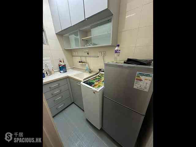 Mong Kok - Winfield Building 06