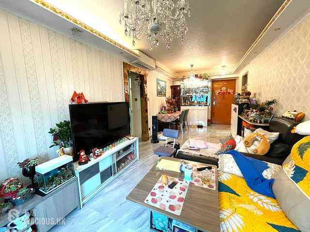 Tung Chung - Caribbean Coast Phase 2 Albany Cove Tower 7 01