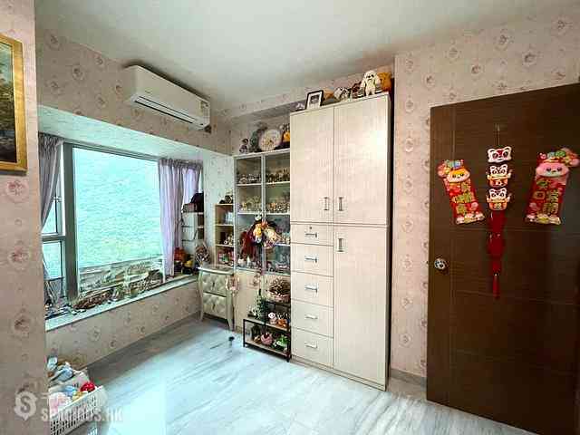 Tung Chung - Caribbean Coast Phase 2 Albany Cove Tower 7 10