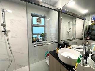 Tung Chung - Caribbean Coast Phase 2 Albany Cove Tower 7 11