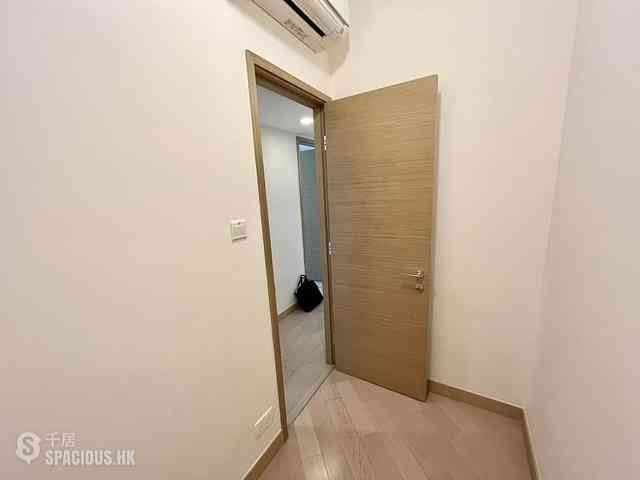 Tung Chung - Century Link Phase 1 Tower 5A 07
