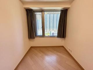 Tung Chung - Century Link Phase 1 Tower 5A 06
