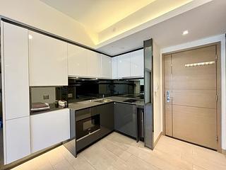Tung Chung - Century Link Phase 1 Tower 5A 04