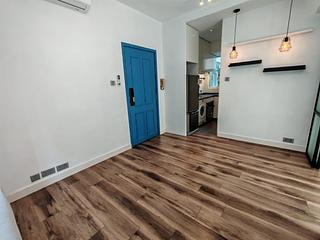 Sai Ying Pun - Hoi Sing Building Block 1 03