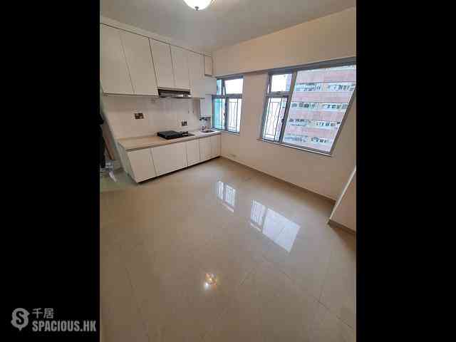 Wan Chai - Pao Woo Mansion 02
