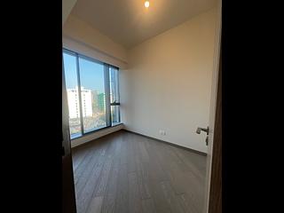 Tai Po Kau - Silicon Hill Phase 1 Greenwood Tower 3 10