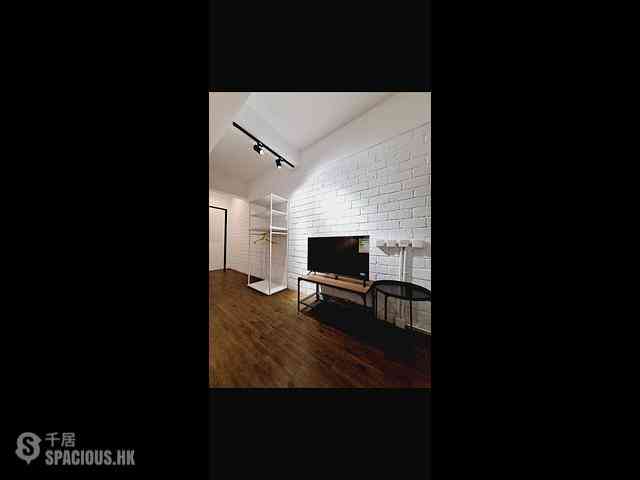 Sheung Wan - 113-115, Wing Lok Street 05