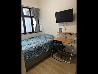 Wan Chai - Hung Yip Building 04