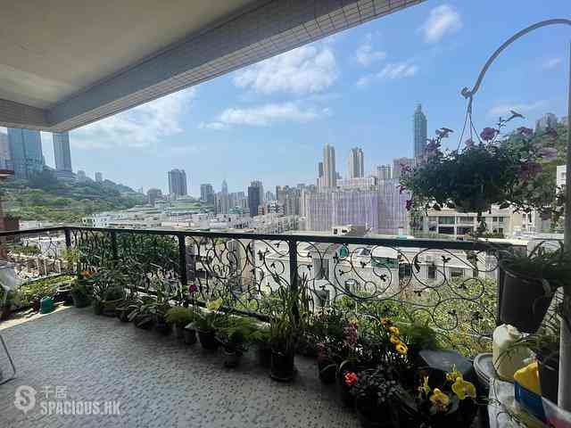 Happy Valley - 5-8, Briar Avenue 01