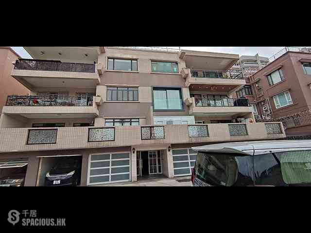 Happy Valley - 5-8, Briar Avenue 04