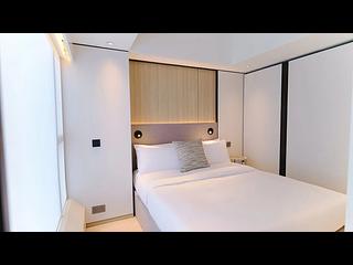 Sheung Wan - The Bauhinia 04
