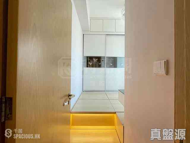 Tseung Kwan O - The Parkside Block 2A 03