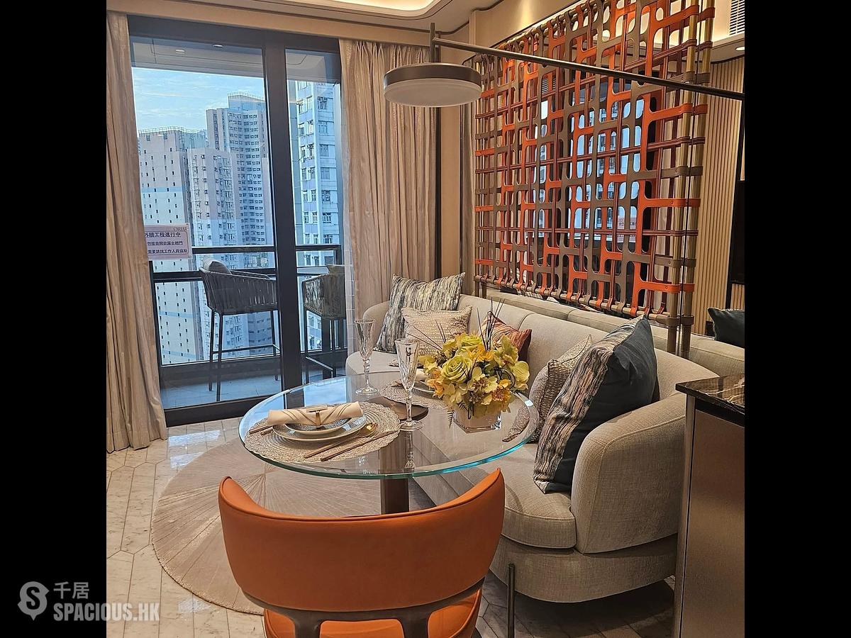 Shau Kei Wan - Oria 01
