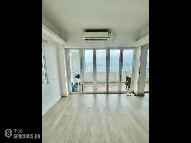 Causeway Bay - Bay View Mansion Block A 06