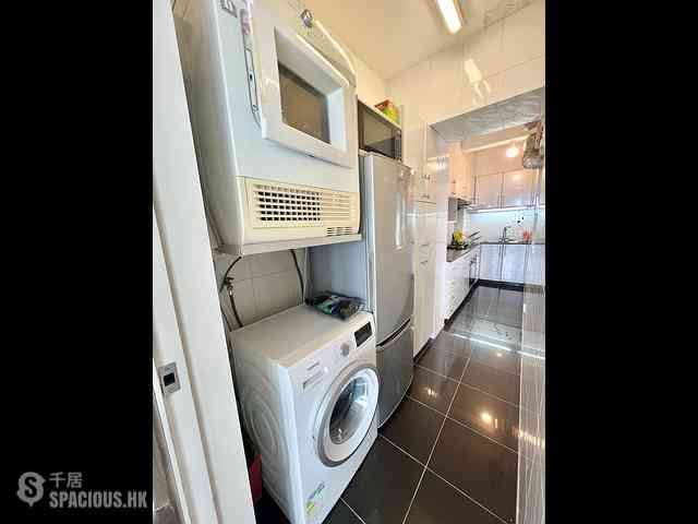 Causeway Bay - Bay View Mansion Block A 12