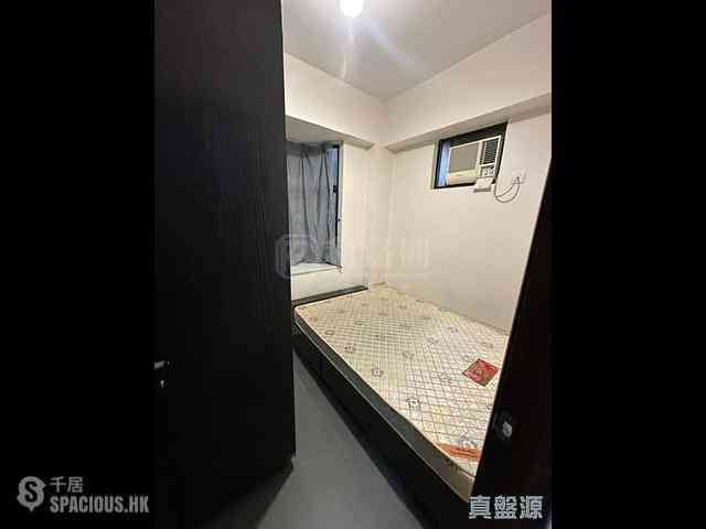 Sha Tin - Wai Wah Centre Block 2 05