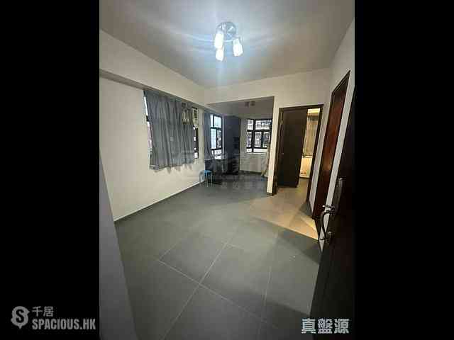 Sha Tin - Wai Wah Centre Block 2 03