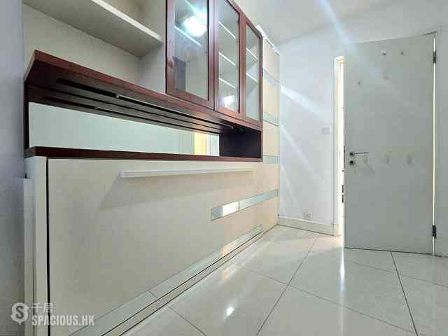 Tung Chung - Caribbean Coast Phase 2 Albany Cove 35