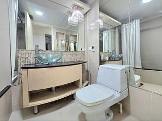 Tung Chung - Caribbean Coast Phase 2 Albany Cove 41