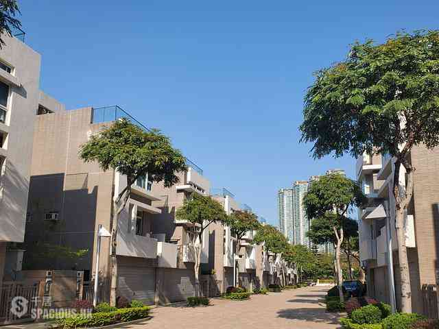 Tung Chung - Coastal Skyline Phase 2 Le Bleu 01