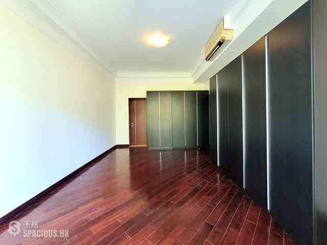 Tung Chung - Coastal Skyline Phase 2 Le Bleu 32