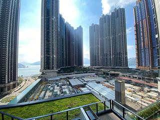 Lohas Park - Lohas Park Phase 12A Seasons Place Tower 3B 02