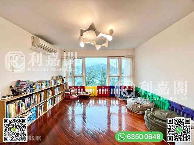 Clear Water Bay - Hillview Court 01