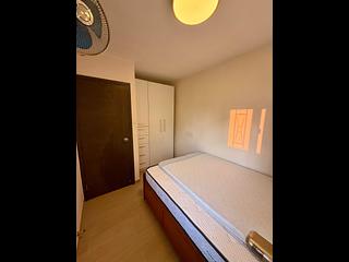 Ma On Shan - Saddle Ridge Garden Block 6 07
