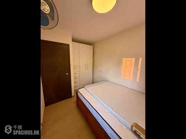 Ma On Shan - Saddle Ridge Garden Block 6 07