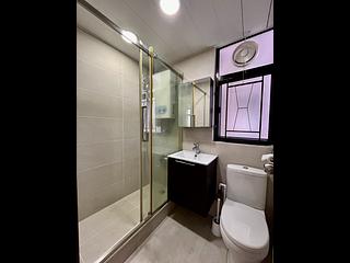Sai Ying Pun - Western Garden Evergreen Tower (Block 1) 08