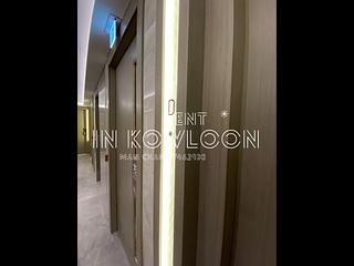 Tai Kok Tsui - L・Living 23 07