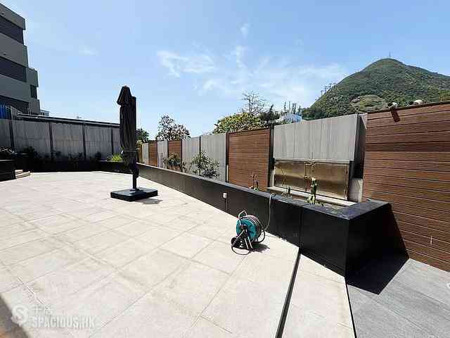 Wong Chuk Hang - Country Villa Block E 19