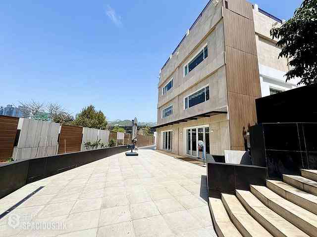 Wong Chuk Hang - Country Villa Block E 20