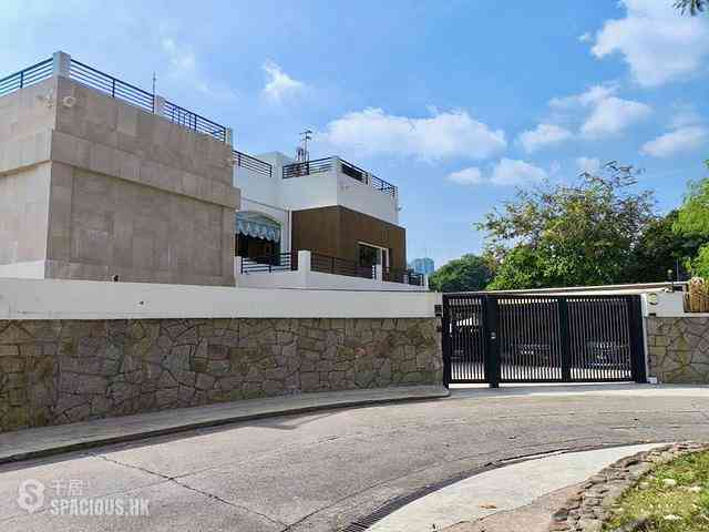 Wong Chuk Hang - Country Villa Block E 23