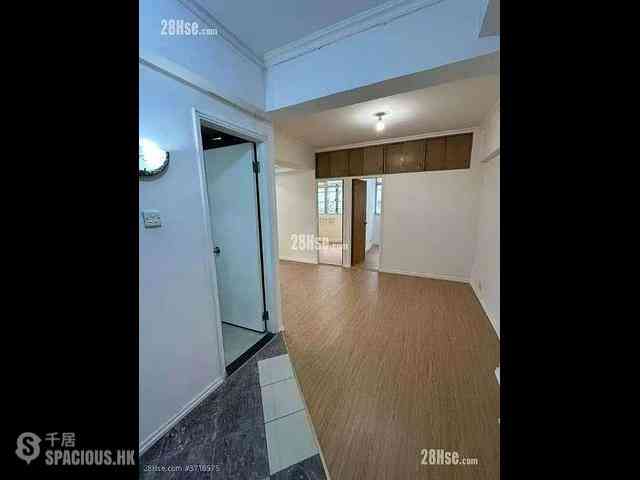 North Point - Hong Lok Building 03