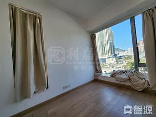 Tseung Kwan O - Savannah Block 1 03