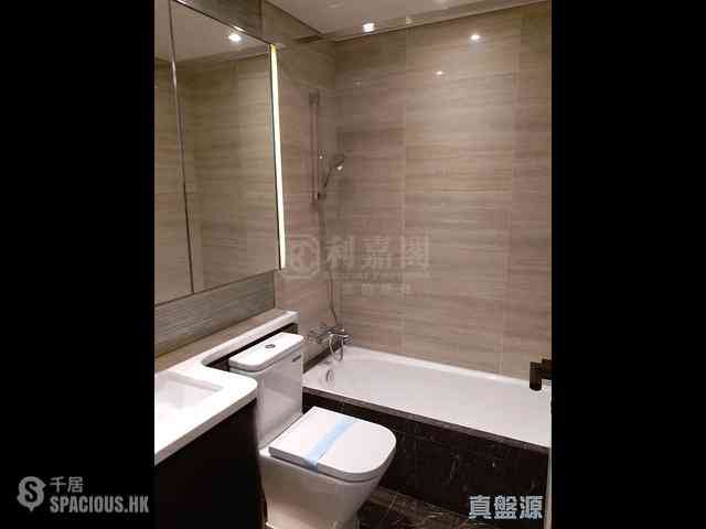 Tseung Kwan O - Savannah Block 2A 04