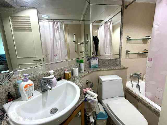 Tung Chung - Caribbean Coast Phase 2 Albany Cove Tower 7 07