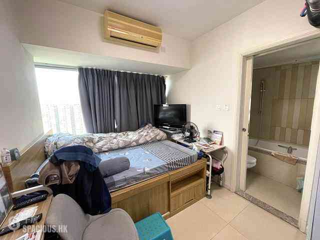 Tung Chung - Caribbean Coast Phase 2 Albany Cove Tower 7 06