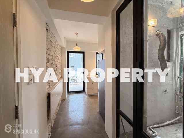 Central - 44, Gough Street 11